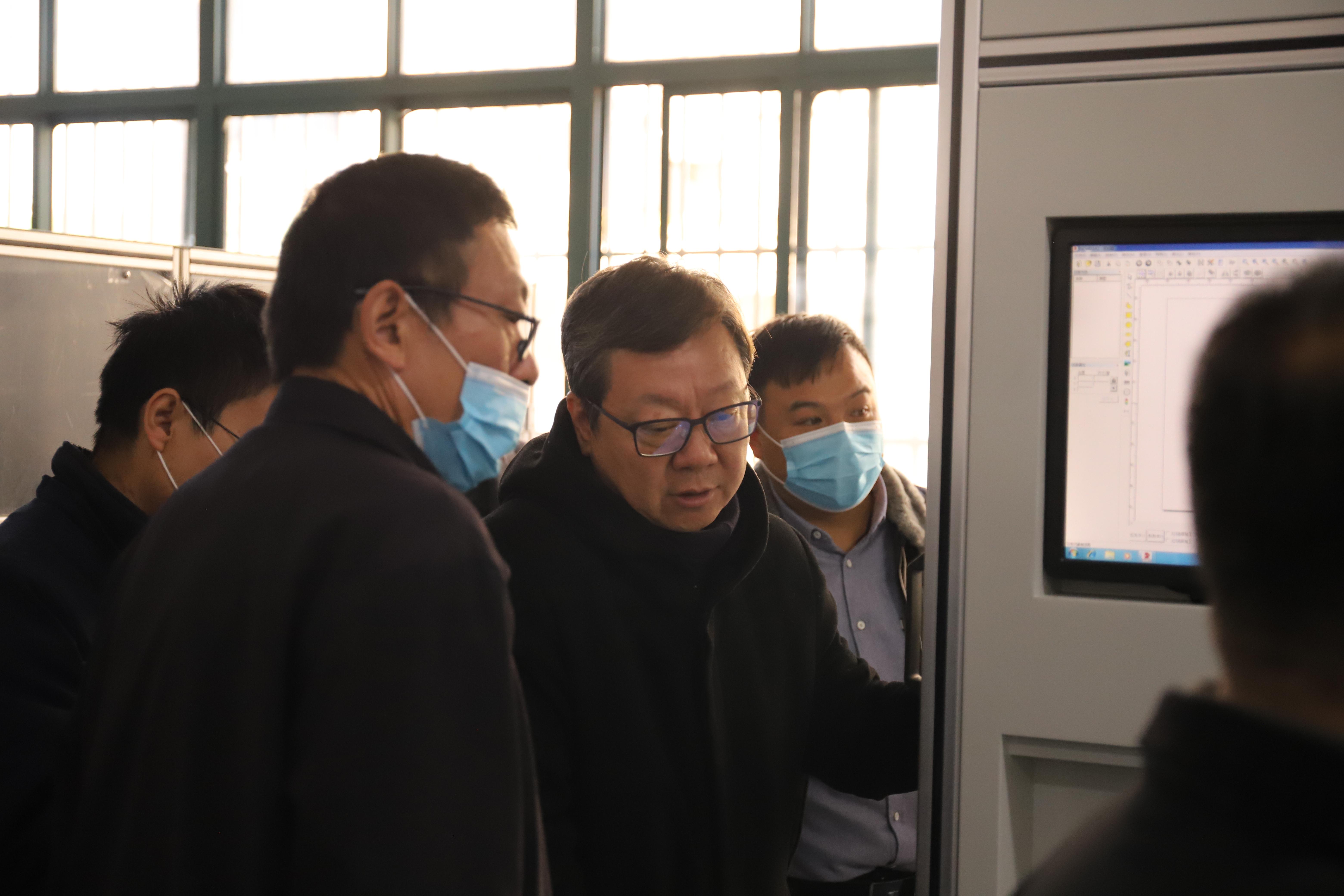 SEW-電機(jī)(蘇州)有限公司蒞臨我司進(jìn)行項(xiàng)目驗(yàn)收(圖5) SEW-電機(jī)(蘇州)有限公司蒞臨我司進(jìn)行項(xiàng)目驗(yàn)收(圖5)